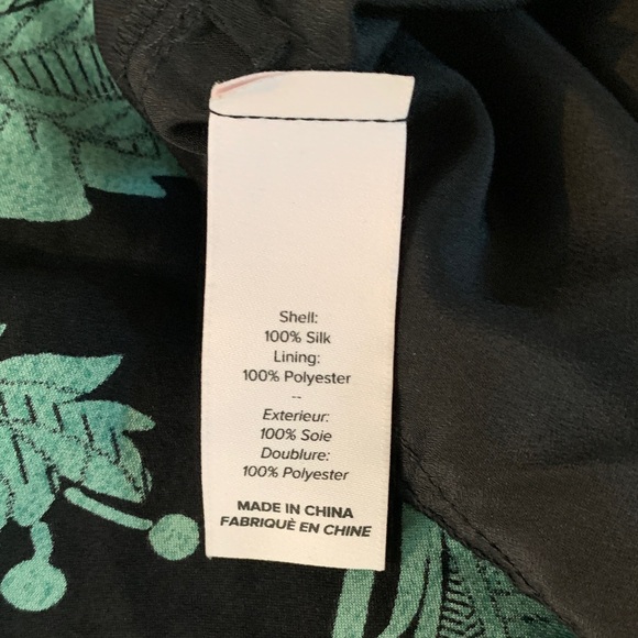 Cinq à Sept | Ileana Palm Print Silk Blouse – Size M | Excellent Condition - Picture 5 of 8